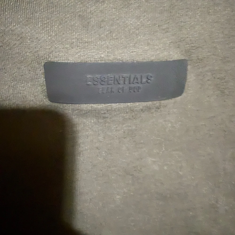 Essentials Fear of God Dark Gray Hoodie - Picture 2 of 6
